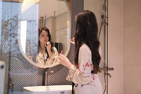 iRest Signature Ba Dinh Lakeside