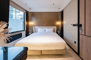 iRest Signature Ba Dinh Lakeside