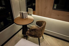 iRest Signature Ba Dinh Lakeside