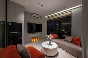 iRest Signature Ba Dinh Lakeside