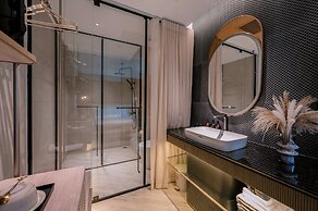 iRest Signature Ba Dinh Lakeside