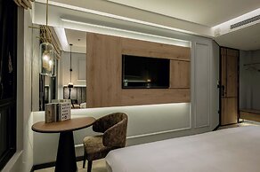 iRest Signature Ba Dinh Lakeside