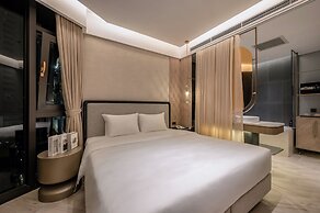 iRest Signature Ba Dinh Lakeside