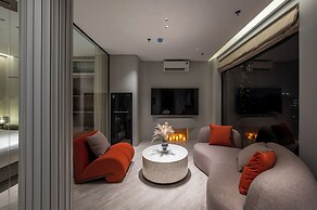 iRest Signature Ba Dinh Lakeside