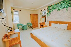 Thanh Loan Hotel DL - by Bay Luxury