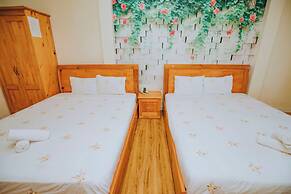 Thanh Loan Hotel DL - by Bay Luxury