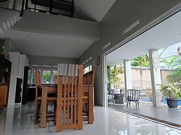 A&T House - Sukabumi