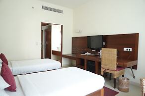 Hotel Devaragam