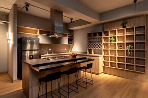 Forever W&L Building