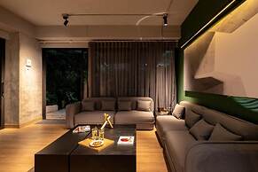 Forever W&L Building