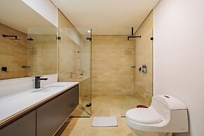 Forever W&L Building