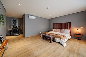 Forever W&L Building