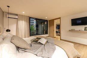 Forever W&L Building