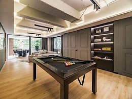 Forever W&L Building