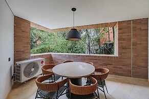 Forever W&L Building