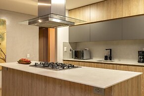 Forever W&L Building