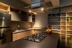 Forever W&L Building