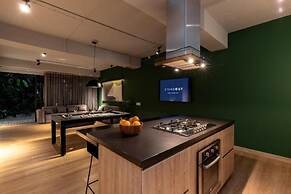 Forever W&L Building