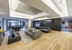 Forever W&L Building