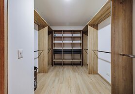 Forever W&L Building