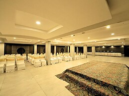 D.R Utthama Nellore AM Hotel Kollection