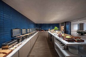 Days Hotel by Wyndham Renhuai Canglong