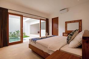 Ritual Retreat Cemagi