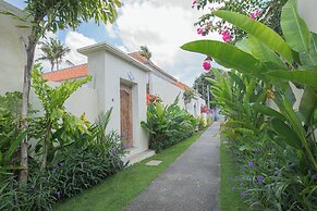 Ritual Retreat Cemagi