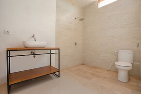 Ritual Retreat Cemagi