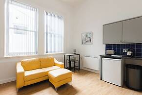 Platform City Studio Apartment 9