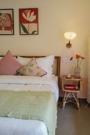 Vana by Loka - Self Catered Studios