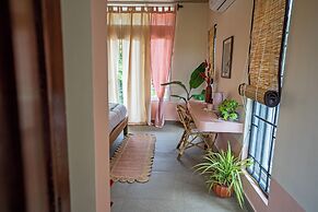 Vana by Loka - Self Catered Studios