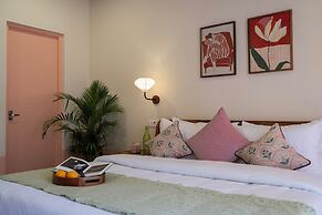 Vana by Loka - Self Catered Studios