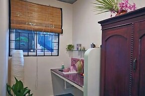 Vana by Loka - Self Catered Studios