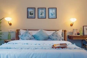 Vana by Loka - Self Catered Studios