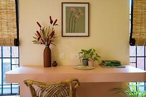 Vana by Loka - Self Catered Studios