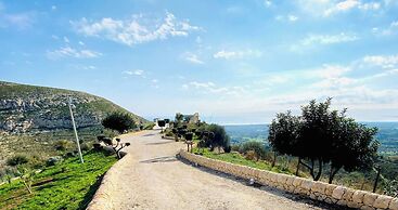 Prestigious Villa Olimpo With Pool And Sea View