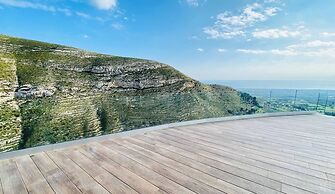 Prestigious Villa Olimpo With Pool And Sea View