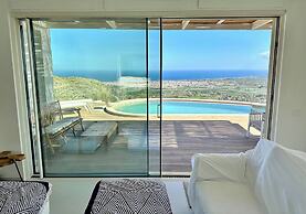 Prestigious Villa Olimpo With Pool And Sea View
