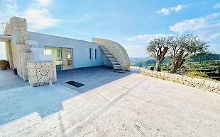 Prestigious Villa Olimpo With Pool And Sea View