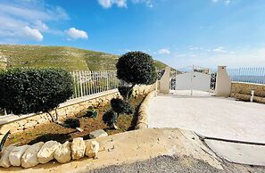 Prestigious Villa Olimpo With Pool And Sea View