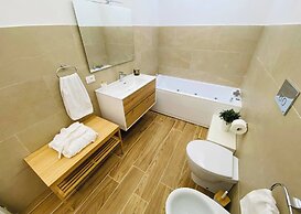 Prestigious Villa Olimpo With Pool And Sea View