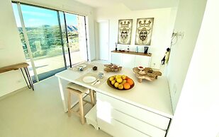 Prestigious Villa Olimpo With Pool And Sea View