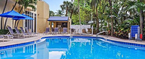 Modern & Cozy Condo Near Fort Lauderdale Boat Show