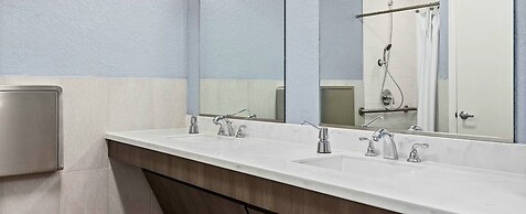 Modern & Cozy Condo Near Fort Lauderdale Boat Show