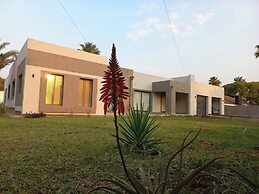 Comfortable and Luxurious Stay