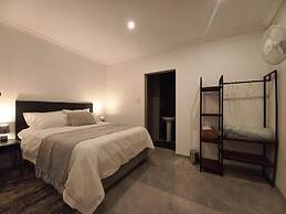 Comfortable and Luxurious Stay