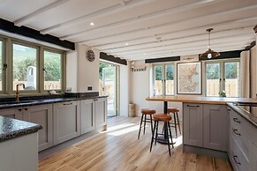 Woodpeckers in Marldon