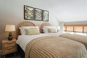 Woodpeckers in Marldon