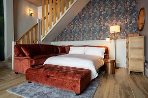 Woodpeckers in Marldon